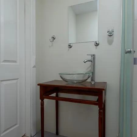3-bedroom - Location - Elevator Apartment